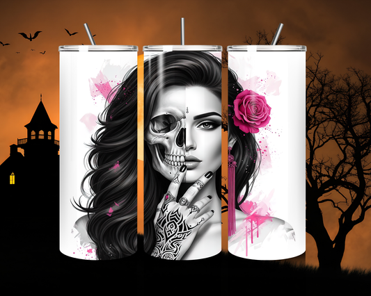 Halloween Tumbler mit Frau und halbem Totenschädel – Stylisches Design trifft Funktionalität