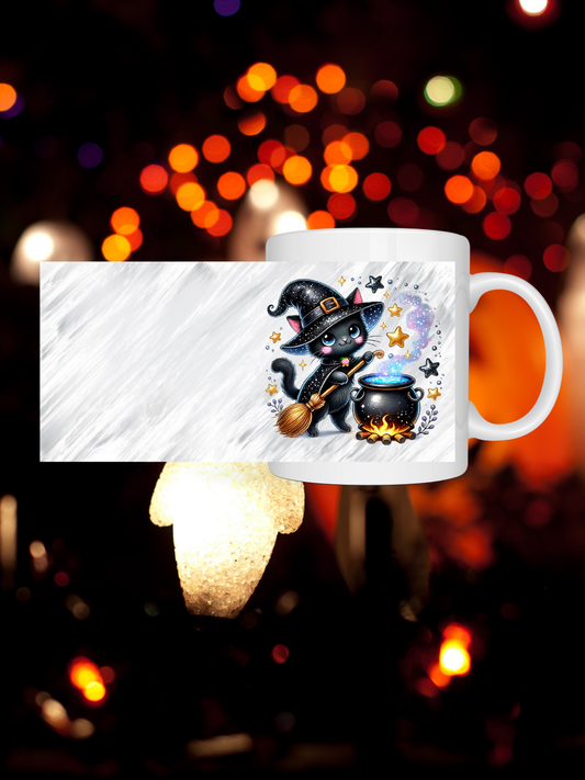 Kawaii Tasse Katze mit Hexenhut & Zauberkessel | Halloween Keramiktasse 330 ml | Geschenkidee für Katzen-  Herbstfans