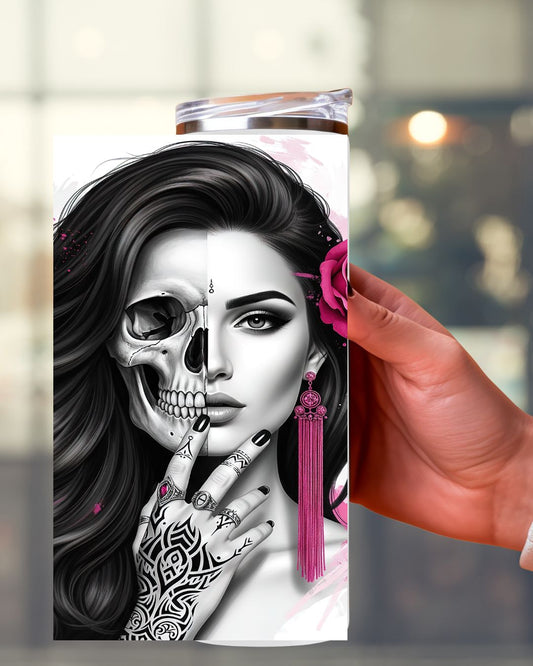 Halloween Tumbler mit Frau und halbem Totenschädel – Stylisches Design trifft Funktionalität
